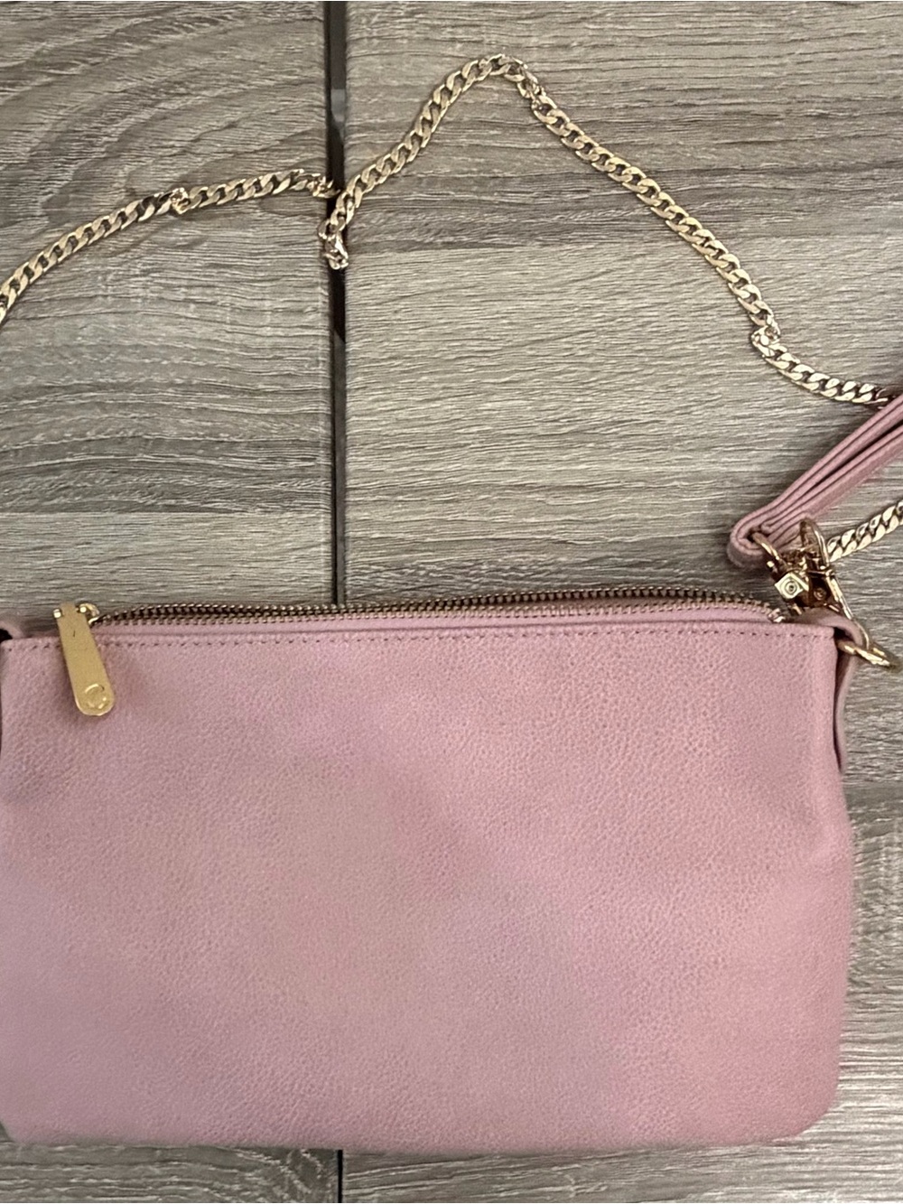 Pink Crossbody Chain Shoulder Bag - Sleek Everyday Style